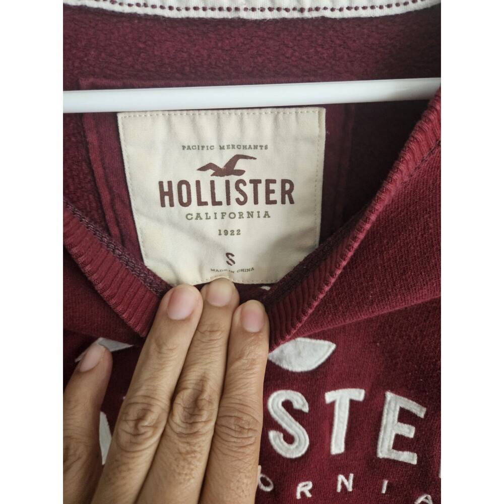 Hollister Women's Crewneck Pullover Sweatshirt Logo Graphic Fleece Burgundy S - Picture 2 of 3